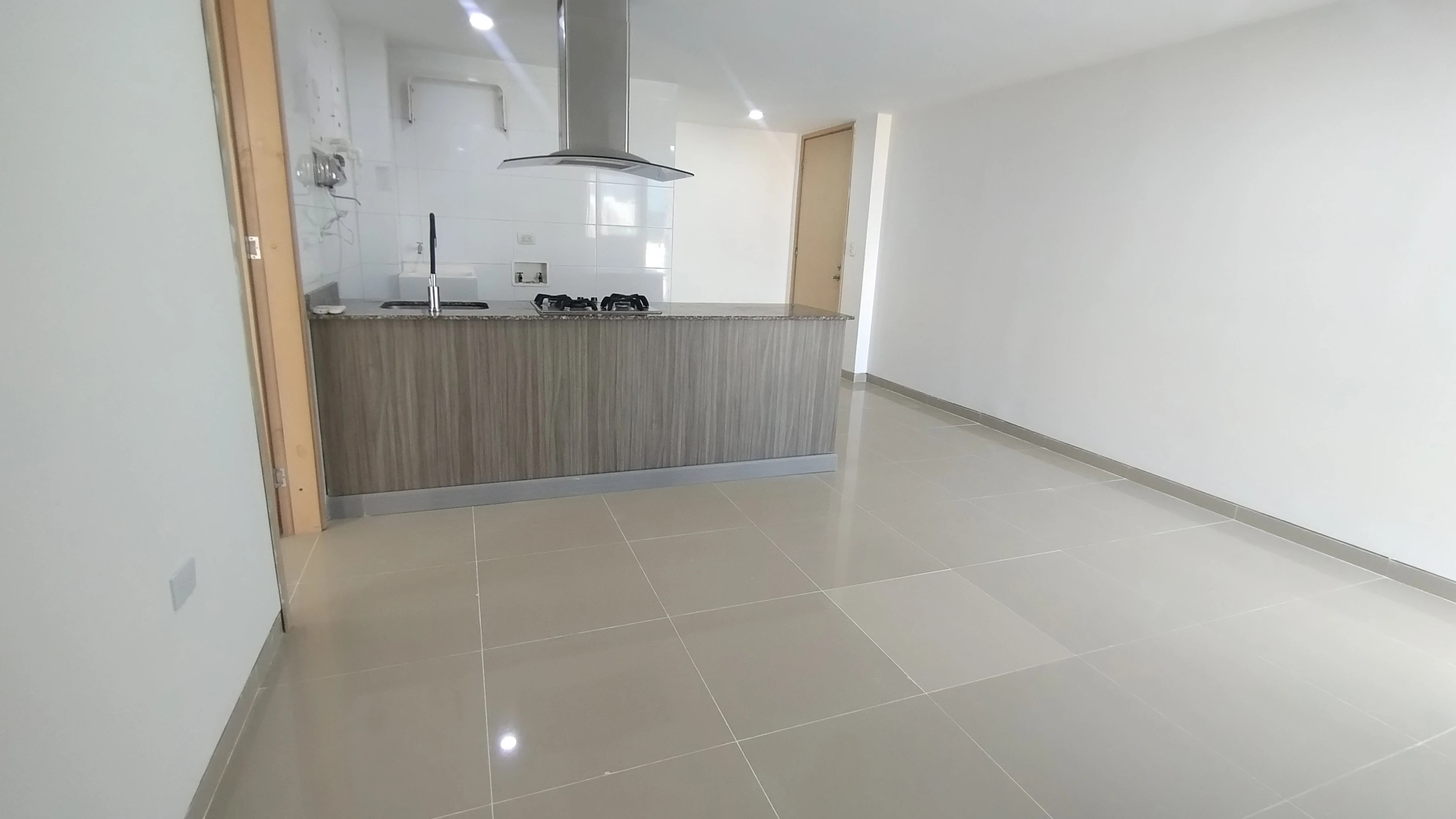APARTAESTUDIO EN ARRIENDO EN SAN VICENTE - BARRANQUILLA