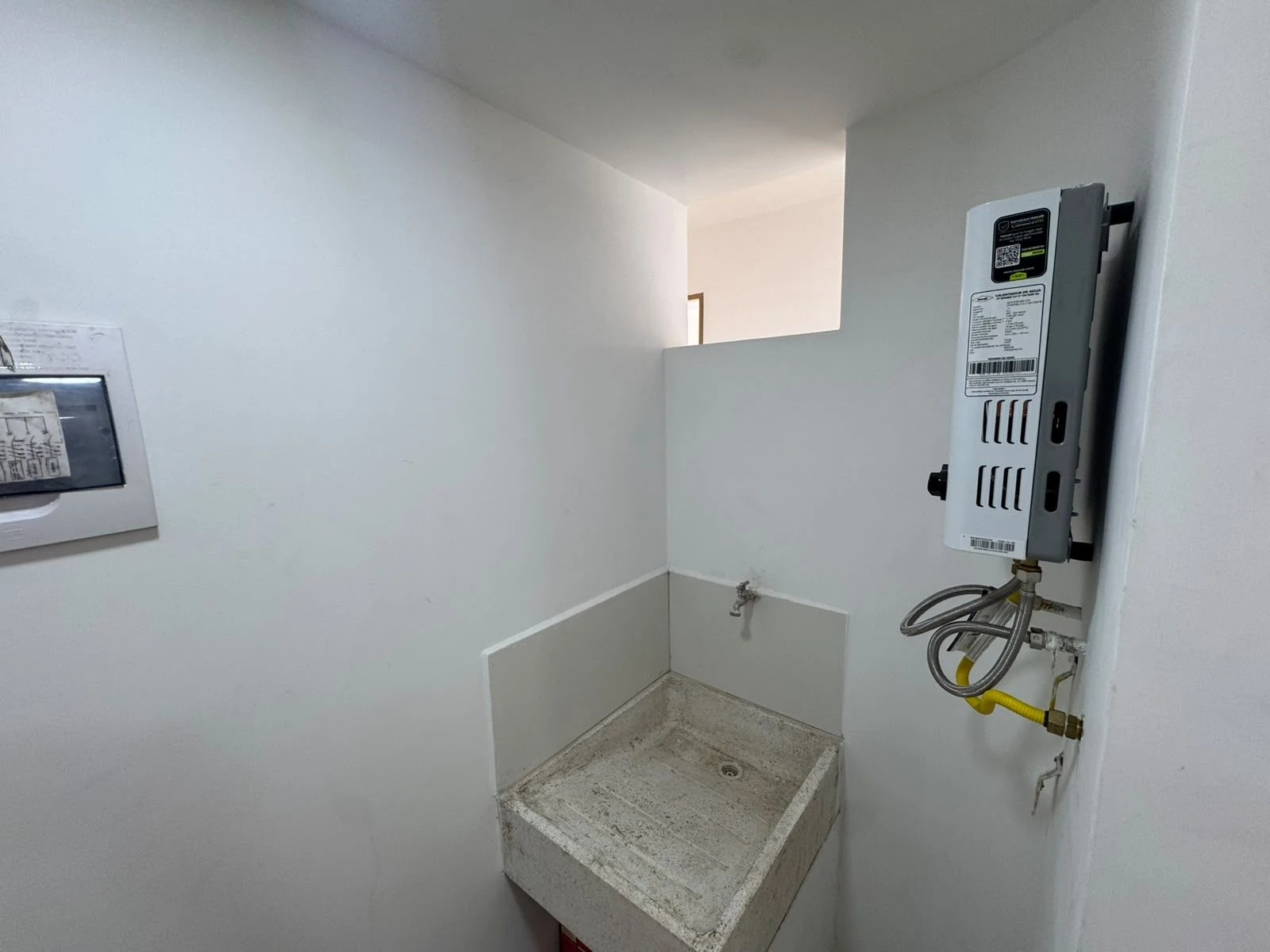 APARTAMENTO EN ARRIENDO PARA ESTRENAR  EN SECTOR MADERA