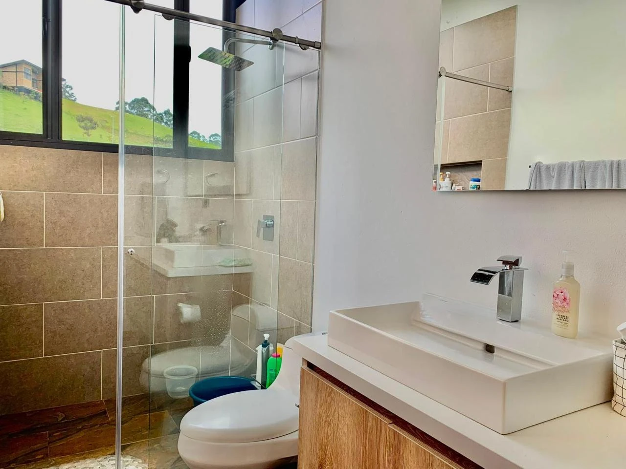 CASA EN ARRIENDO EN MONTESERENO EN EL RETIRO