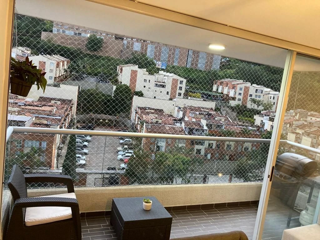 Apartamento en arriendo sector Loma del indio