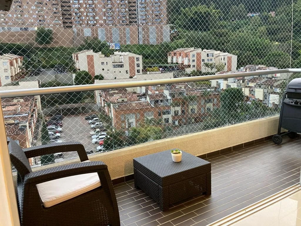 Apartamento en arriendo sector Loma del indio