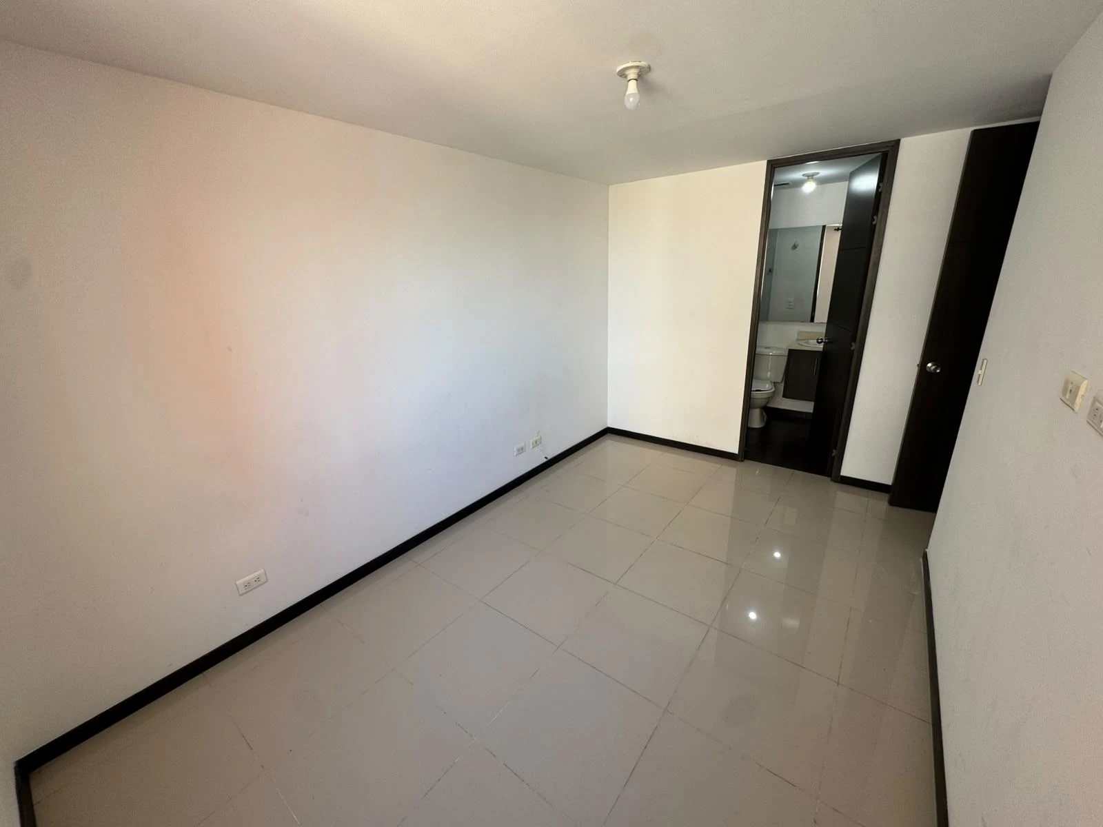 Apartamento en arriendo sector Niquia