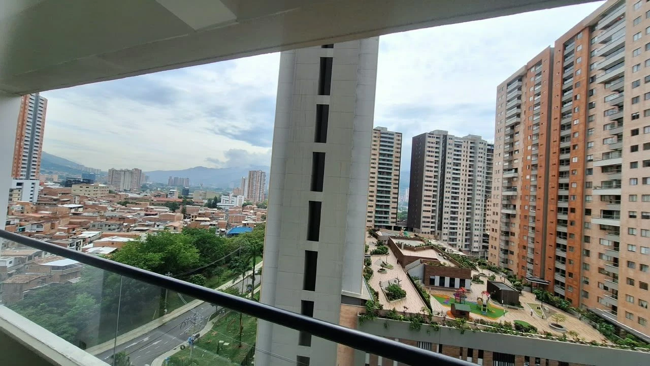 Apartamento en Arriendo Sector Santa Ana - cerca al CC Fabricato