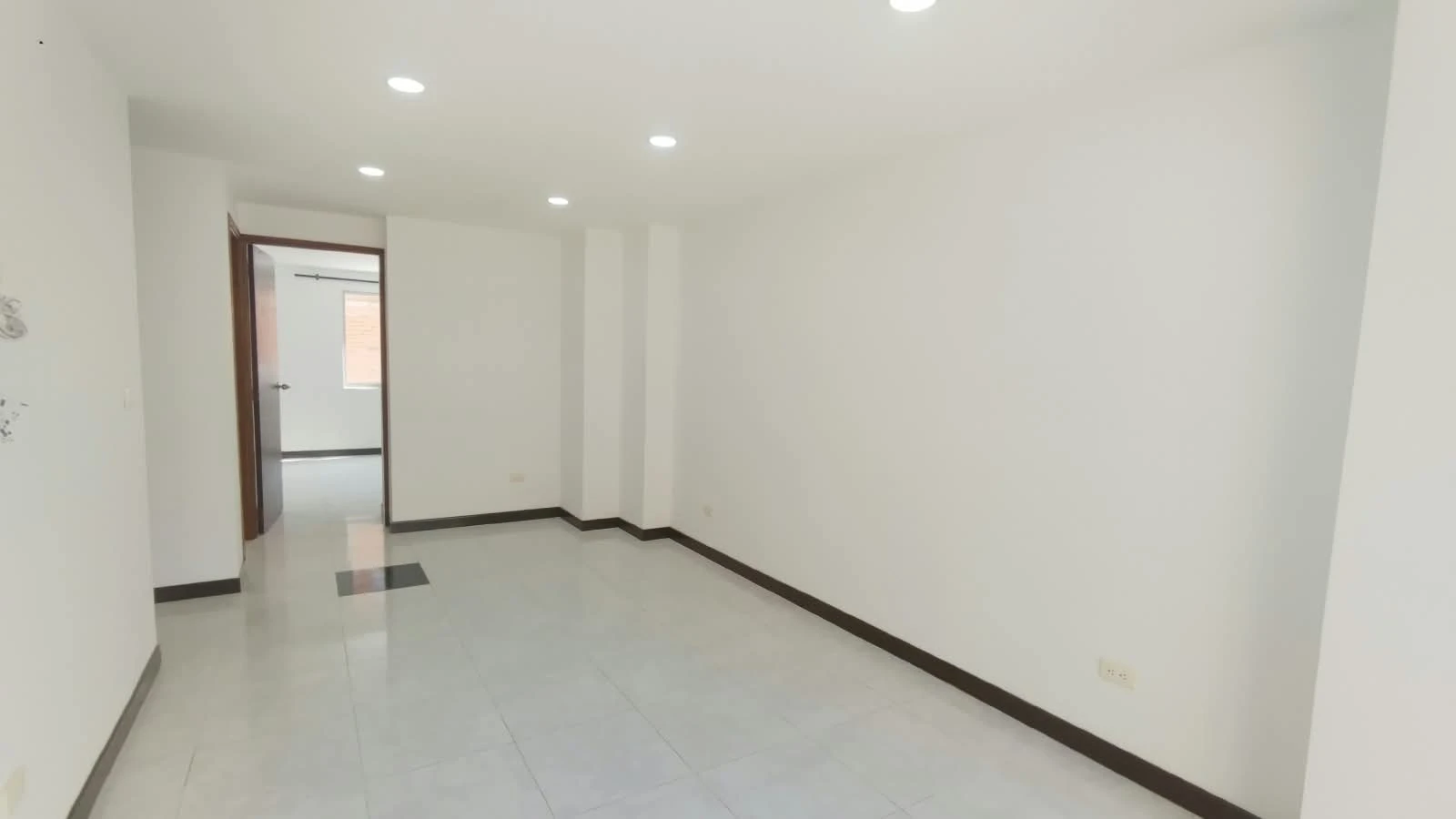 Apartamento En Arriendo En Laureles