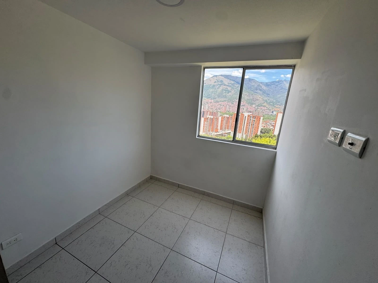 Apartamento en arriendo sector Madera