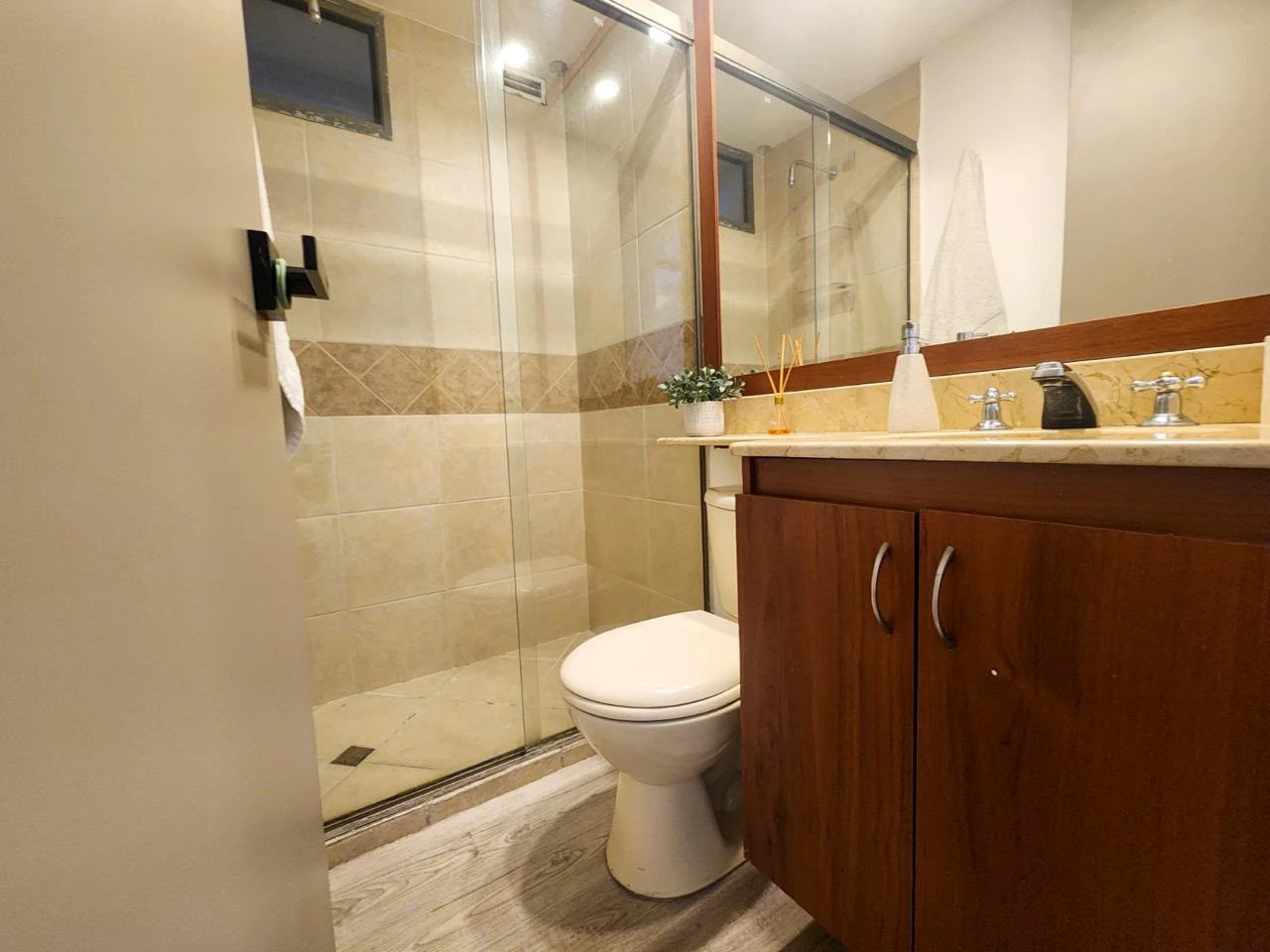 Arriendo Apartamento en el Poblado san Lucas