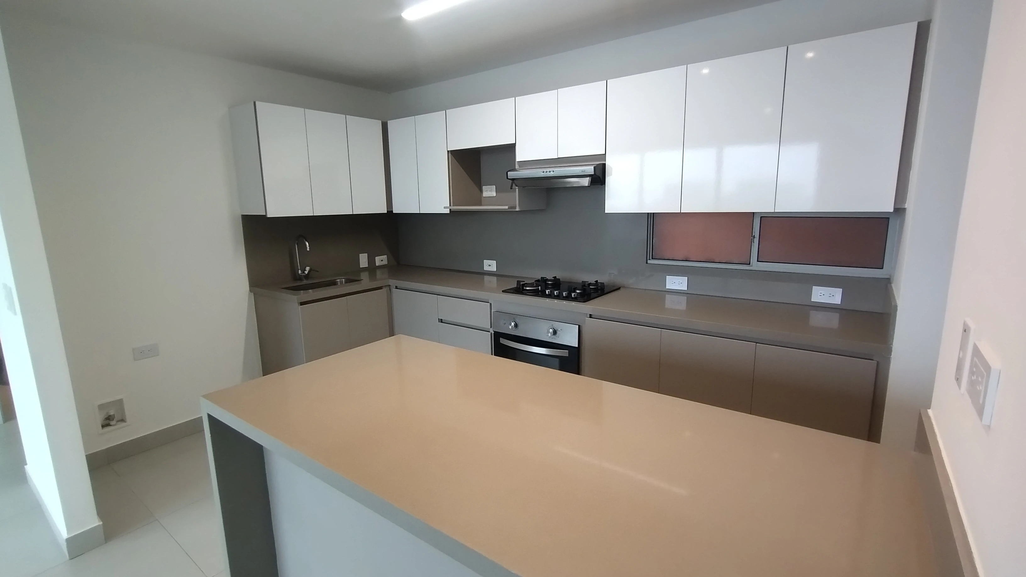 APARTAMENTO EN VENTA EN EL PORTAL DEL GENOVÉS