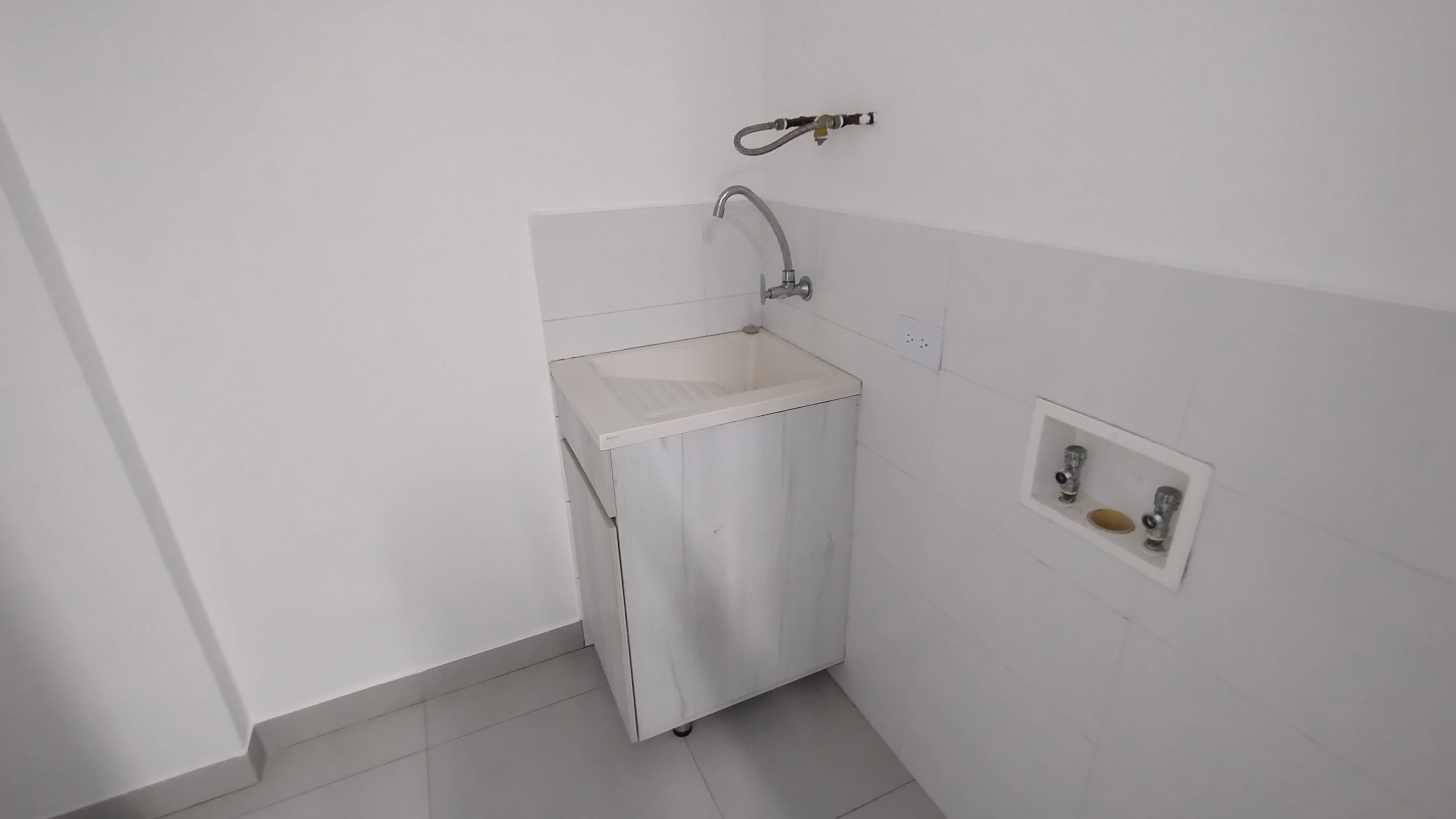 APARTAMENTO EN VENTA EN EL PORTAL DEL GENOVÉS