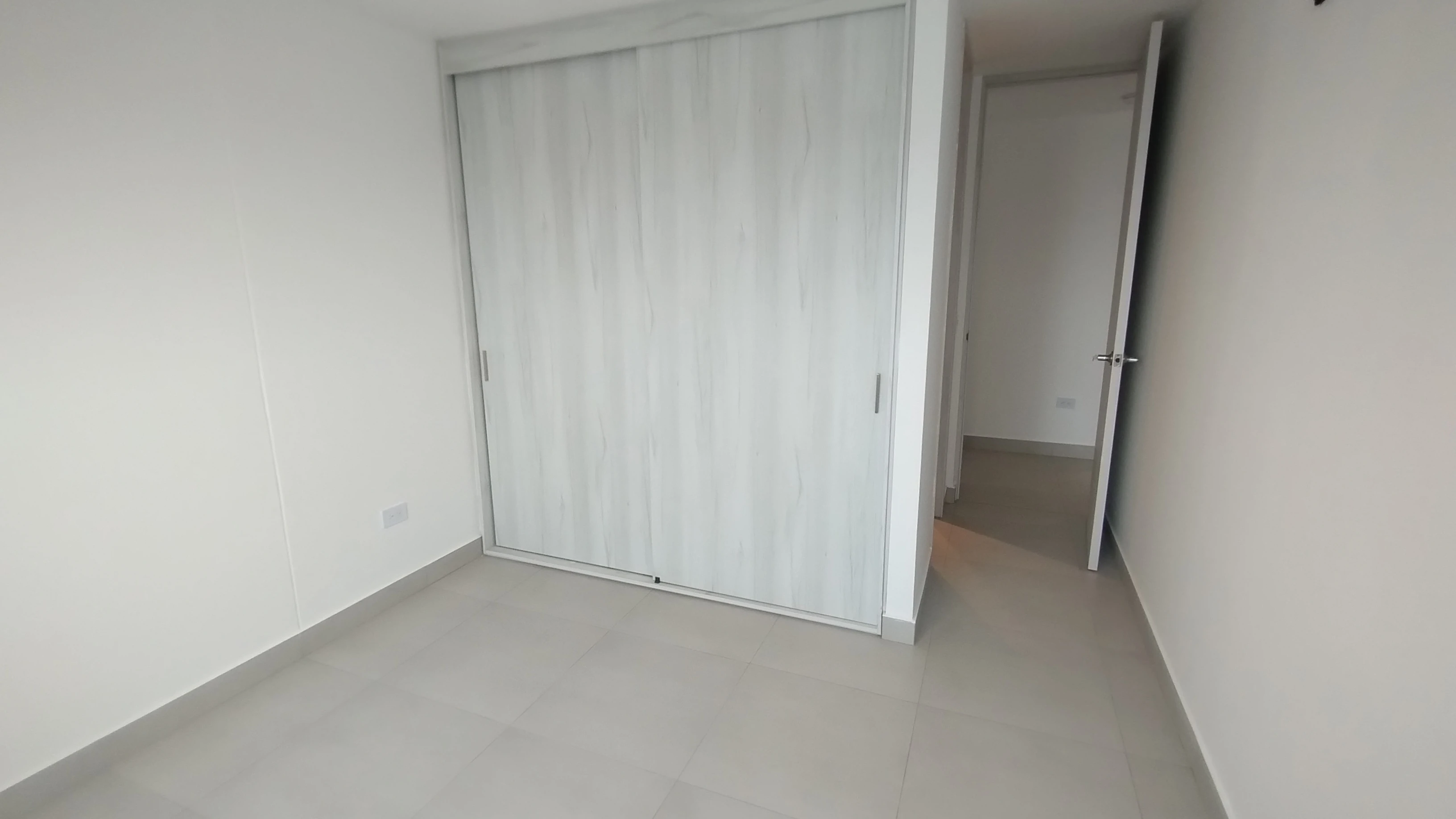 APARTAMENTO EN VENTA EN EL PORTAL DEL GENOVÉS