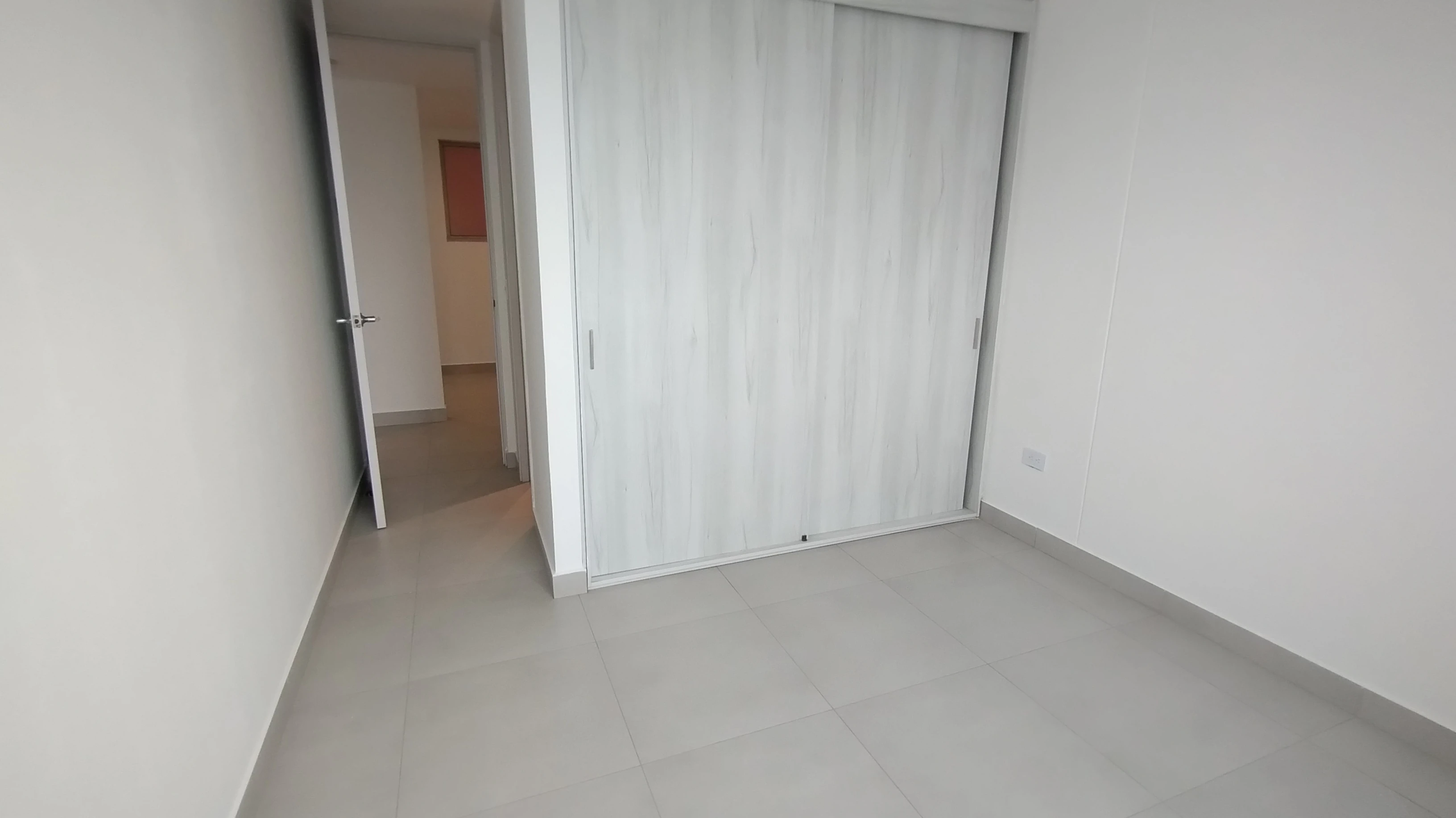 APARTAMENTO EN VENTA EN EL PORTAL DEL GENOVÉS