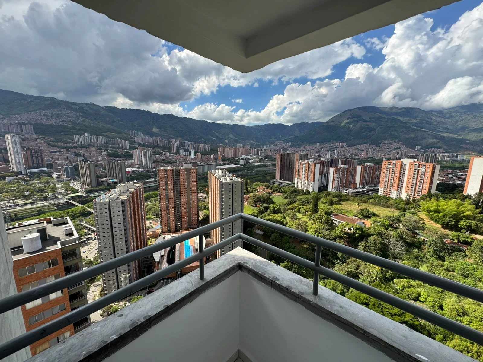 Apartamento en arriendo sector Madera