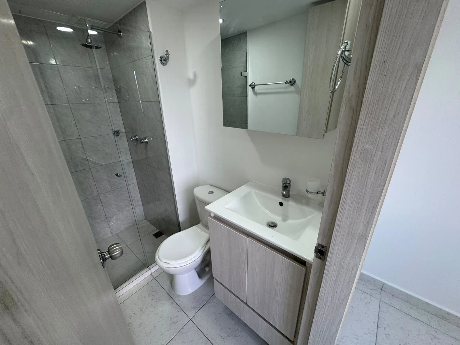 Apartamento en arriendo sector Madera