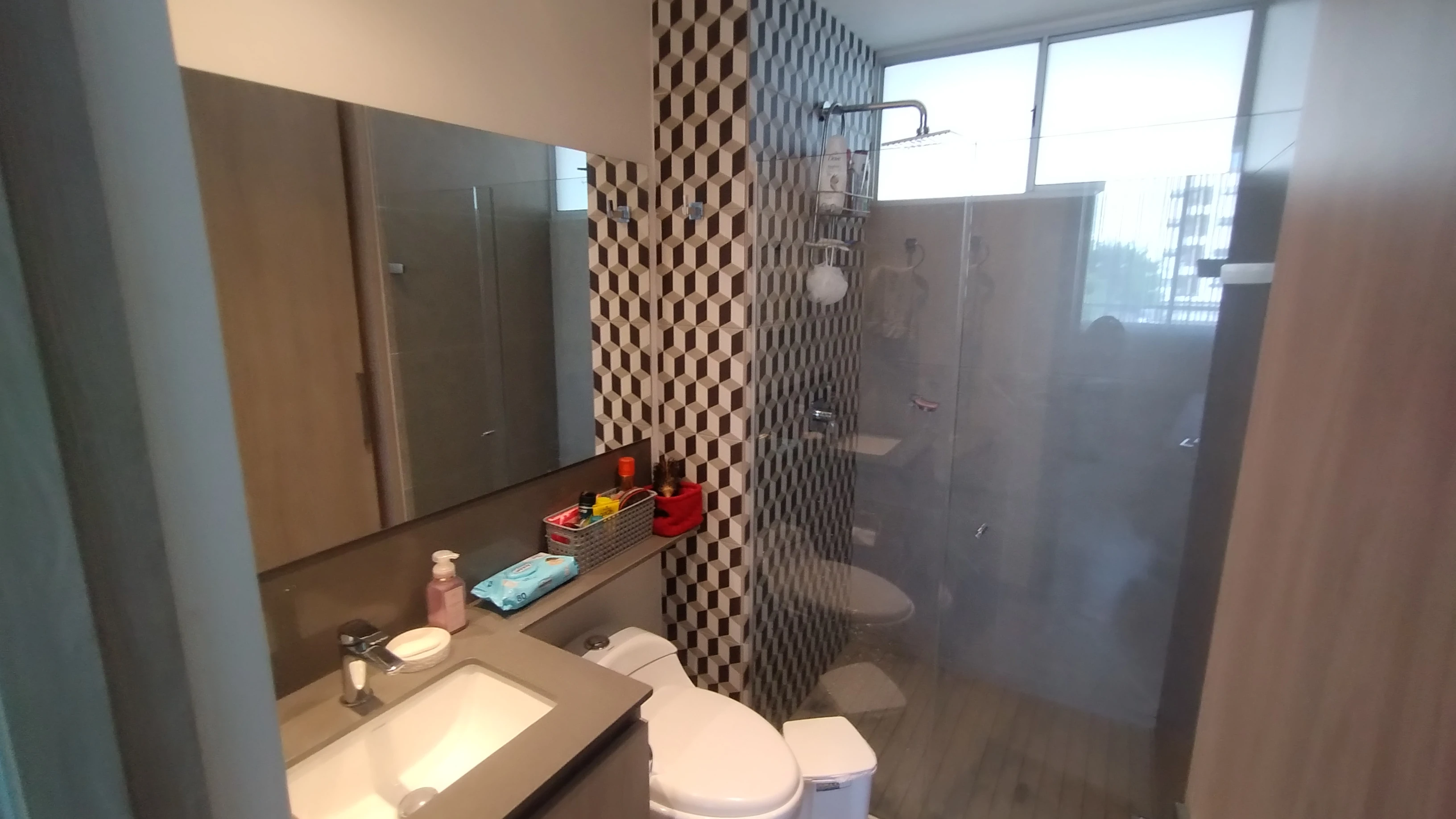 APARTAMENTO AMOBLADO EN EL POBLADO - BARRANQUILLA 