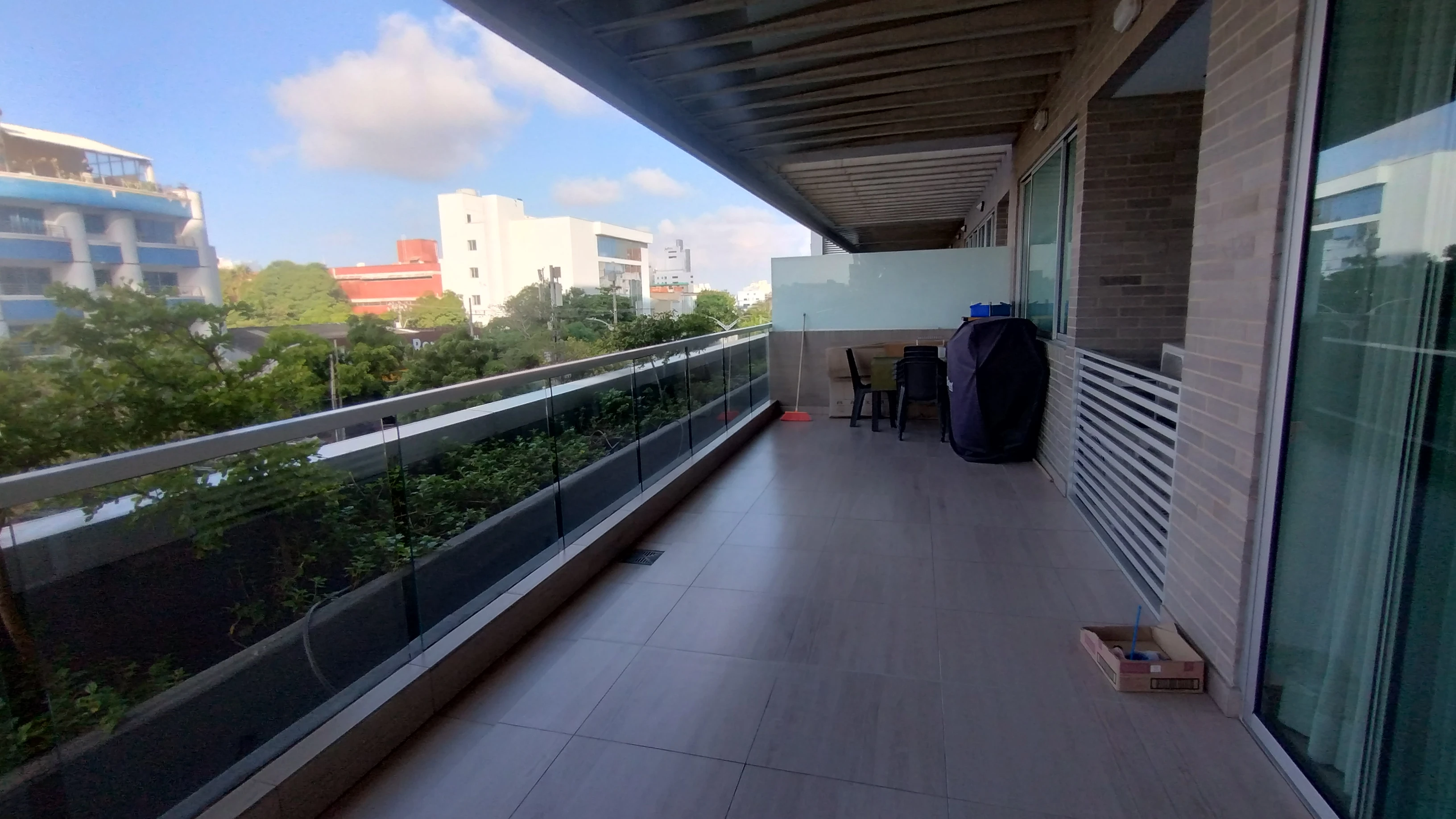 APARTAMENTO AMOBLADO EN EL POBLADO - BARRANQUILLA 