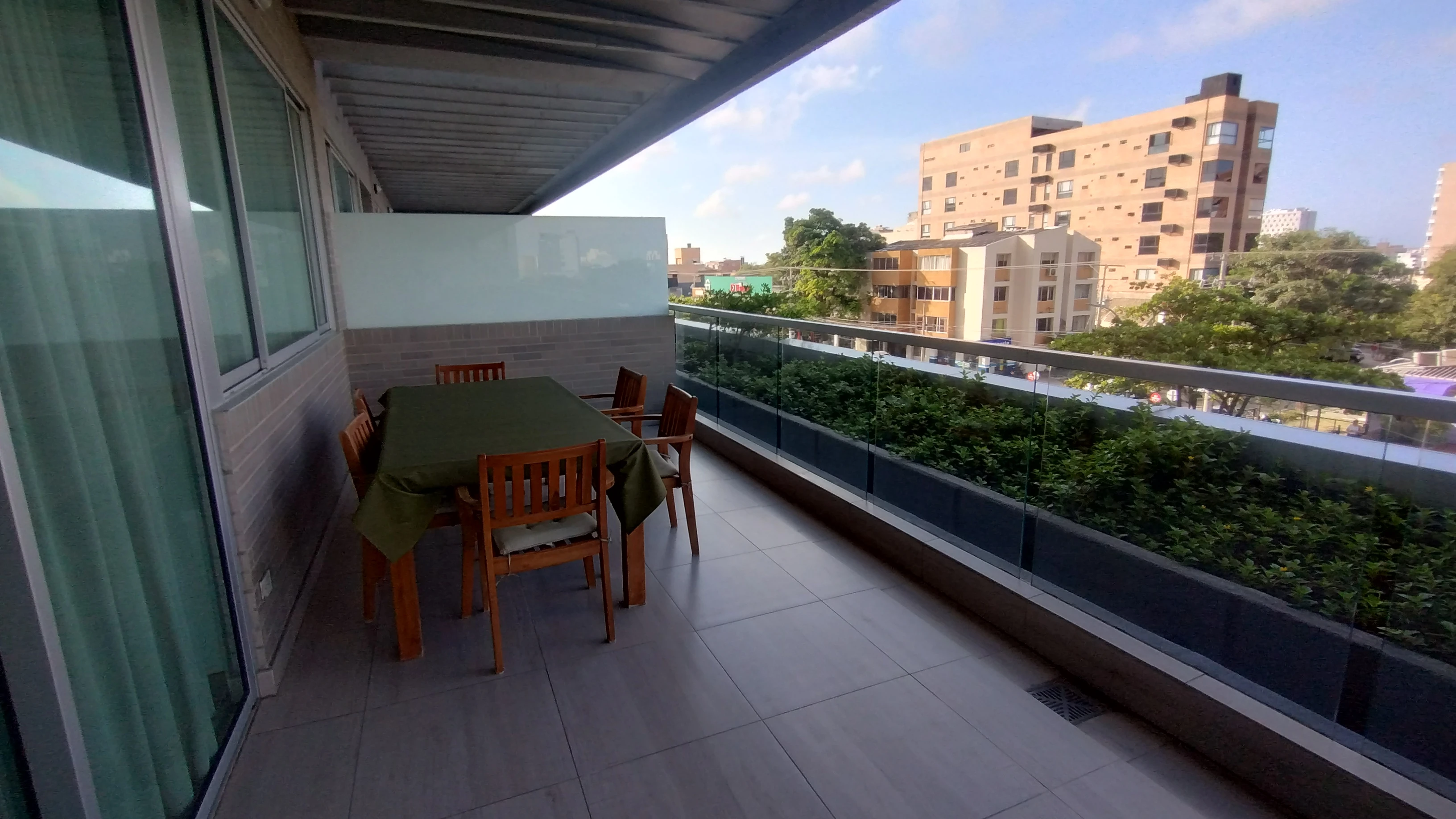 APARTAMENTO AMOBLADO EN EL POBLADO - BARRANQUILLA 