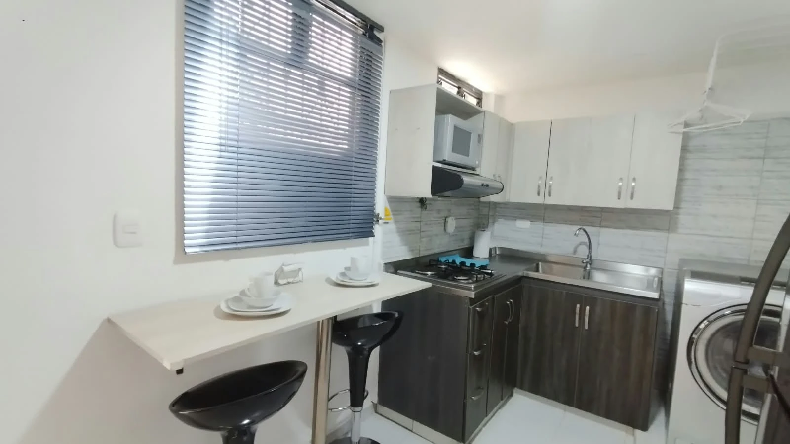 Aparta Estudio Amoblado En Arriendo En Belen Sector Miravalle