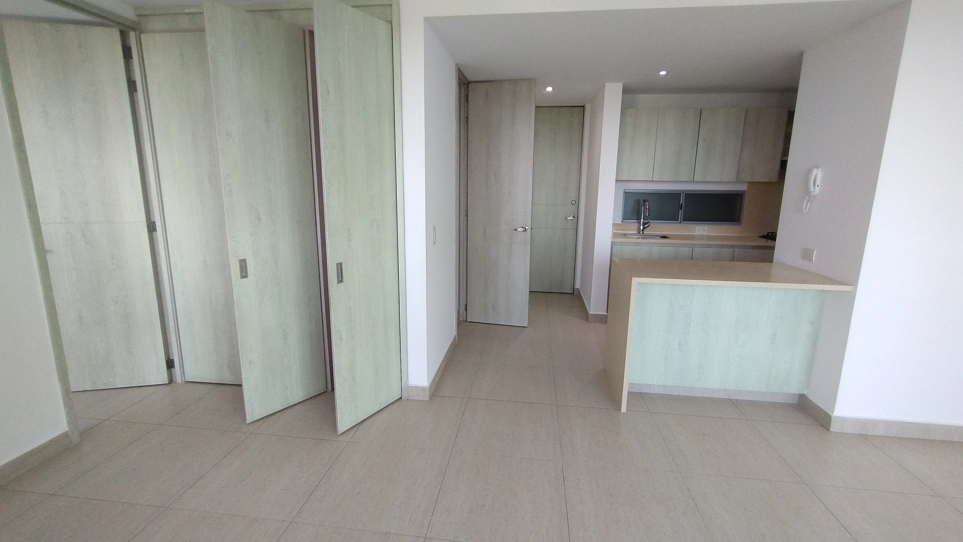 APARTAMENTO EN ARRIENDO CERCA DE BUENAVISTA 