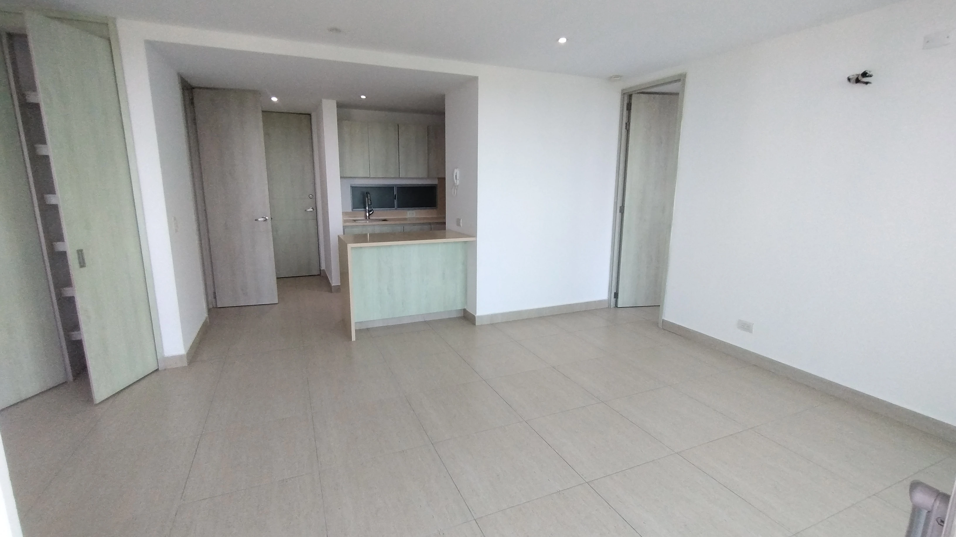 APARTAMENTO EN ARRIENDO CERCA DE BUENAVISTA 