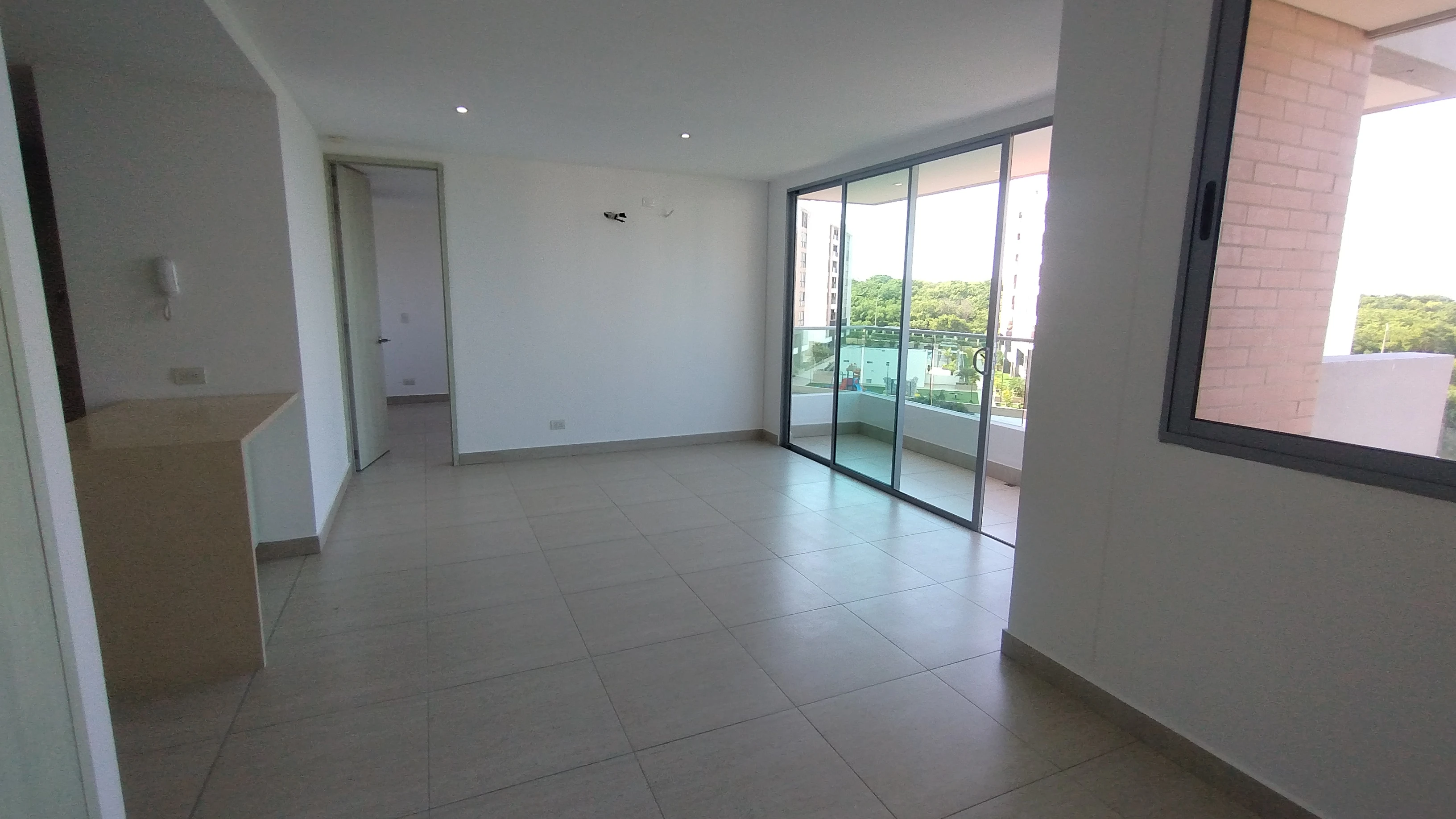 APARTAMENTO EN ARRIENDO CERCA DE BUENAVISTA 