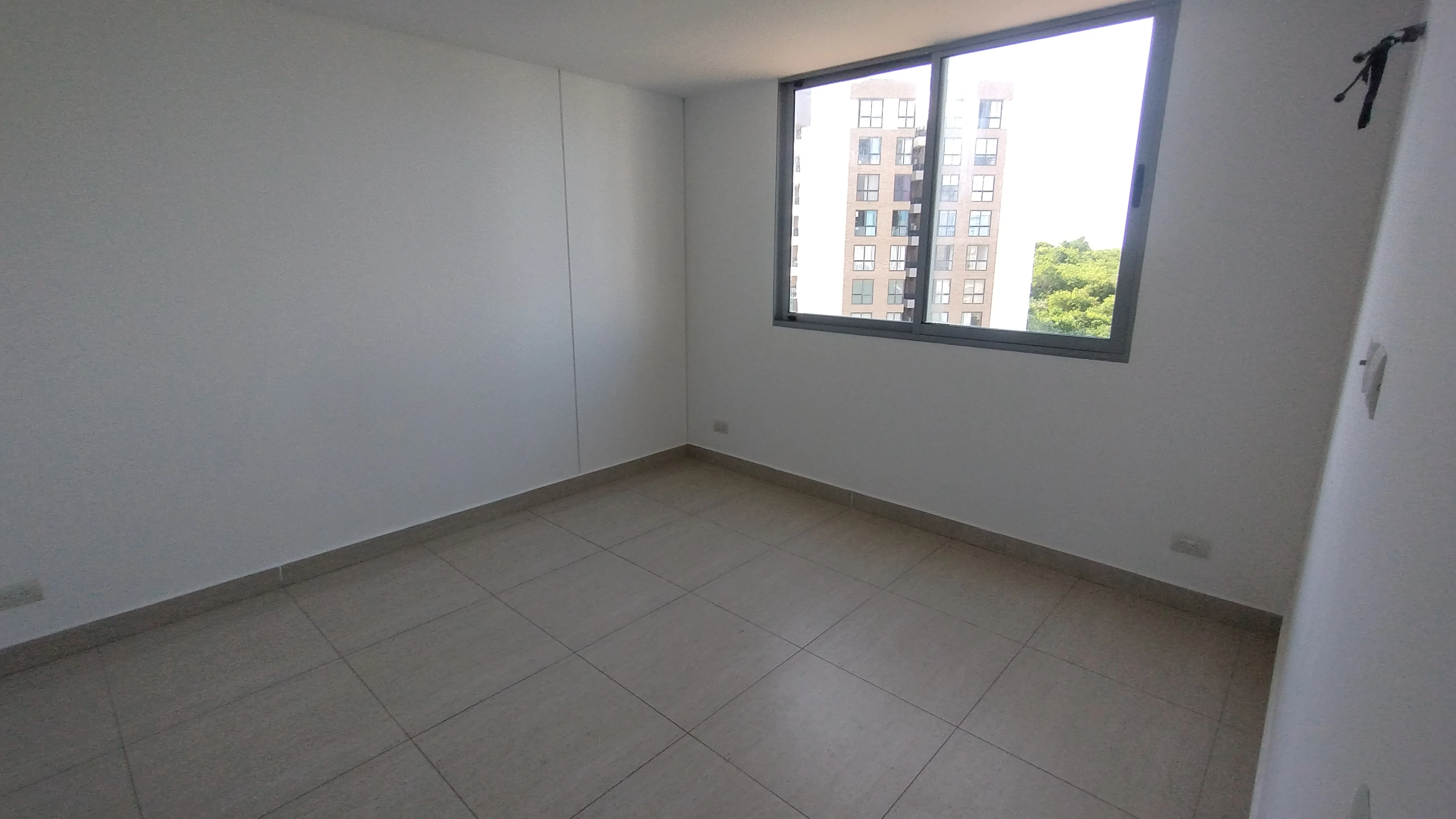APARTAMENTO EN ARRIENDO CERCA DE BUENAVISTA 