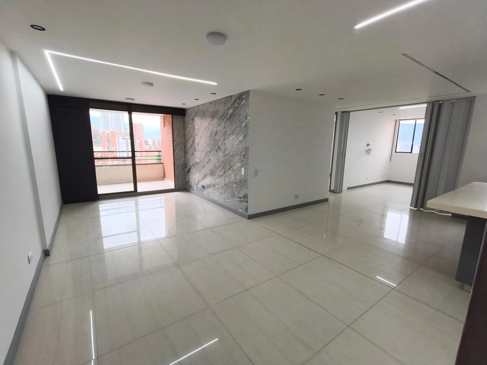 Apartamento en Arriendo sector Mall el Indio palmas