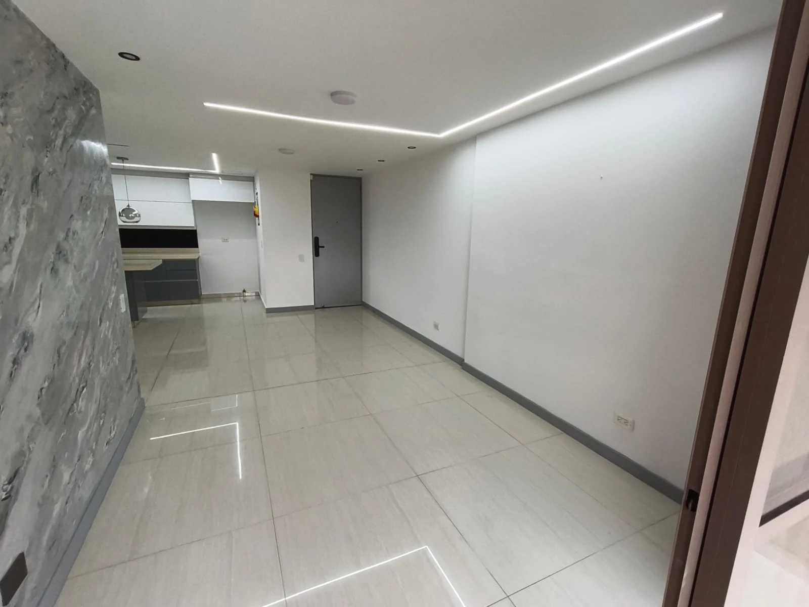 Apartamento en Arriendo sector Mall el Indio palmas