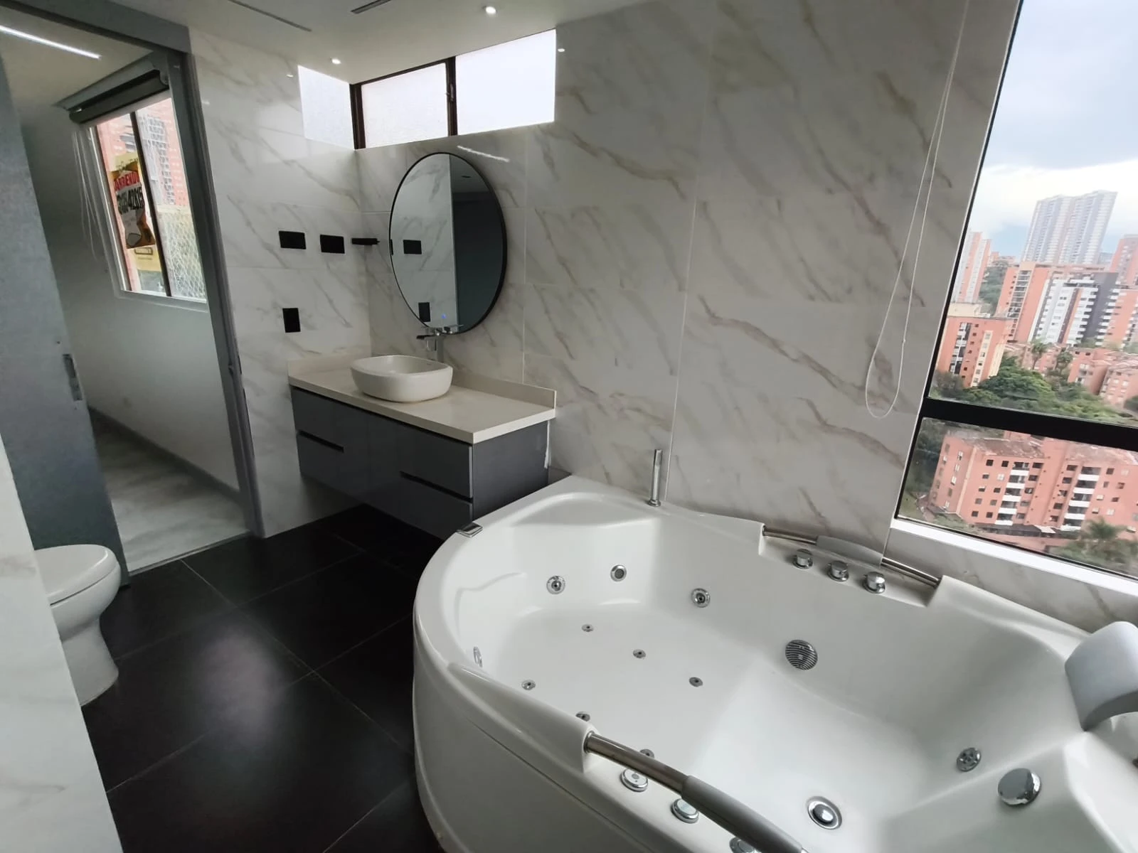 Apartamento en Arriendo sector Mall el Indio palmas