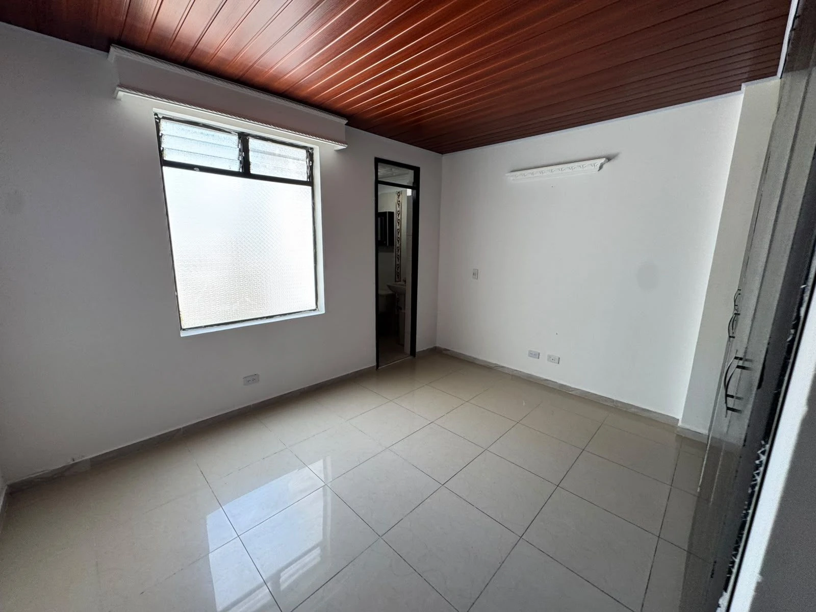 Apartamento en arriendo sector Cabañas