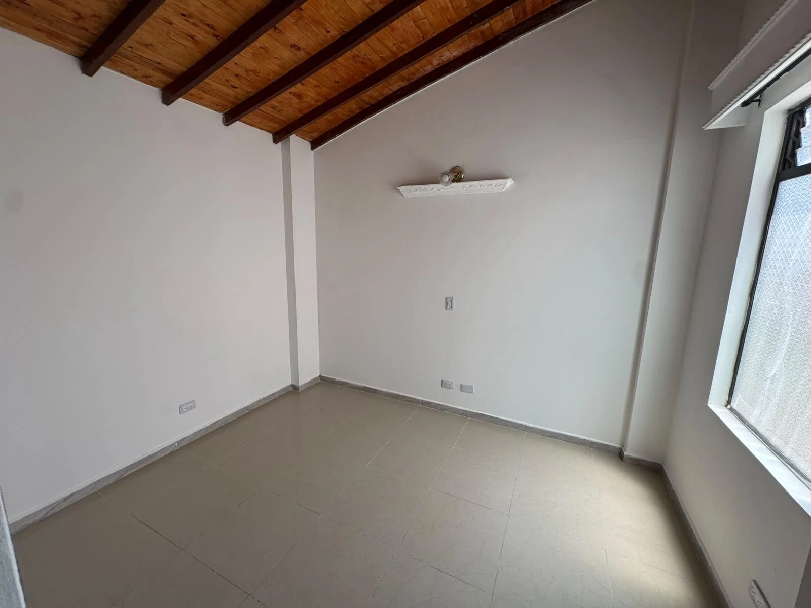 Apartamento en arriendo sector Cabañas