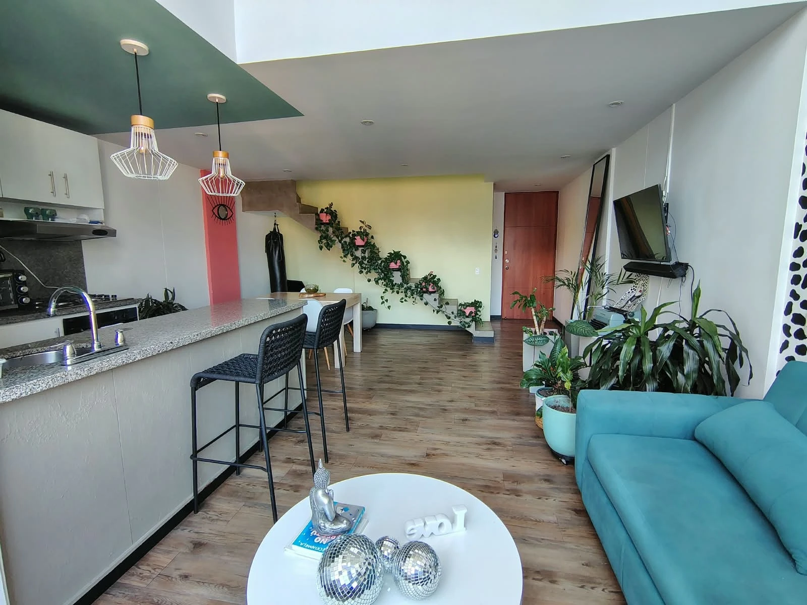 Apartaestudio en arriendo sector Loma de Alejandría