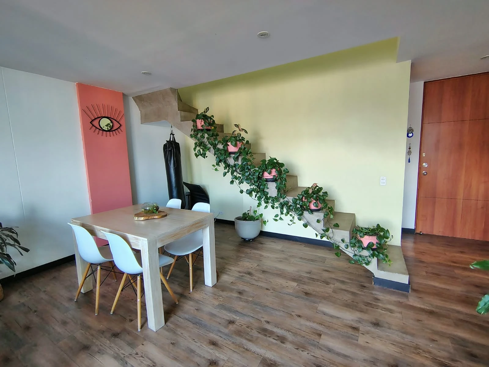 Apartaestudio en arriendo sector Loma de Alejandría