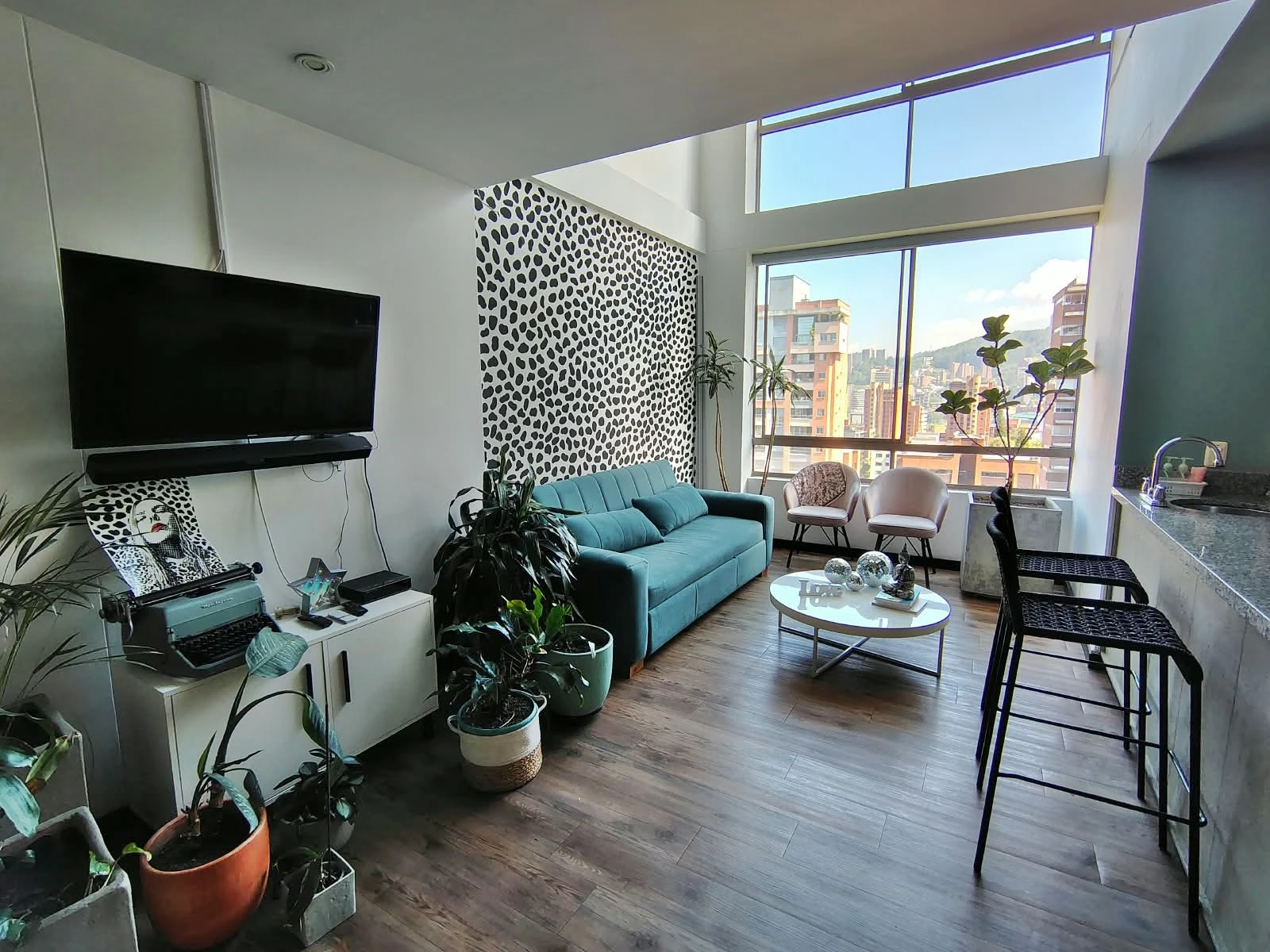 Apartaestudio en arriendo sector Loma de Alejandría