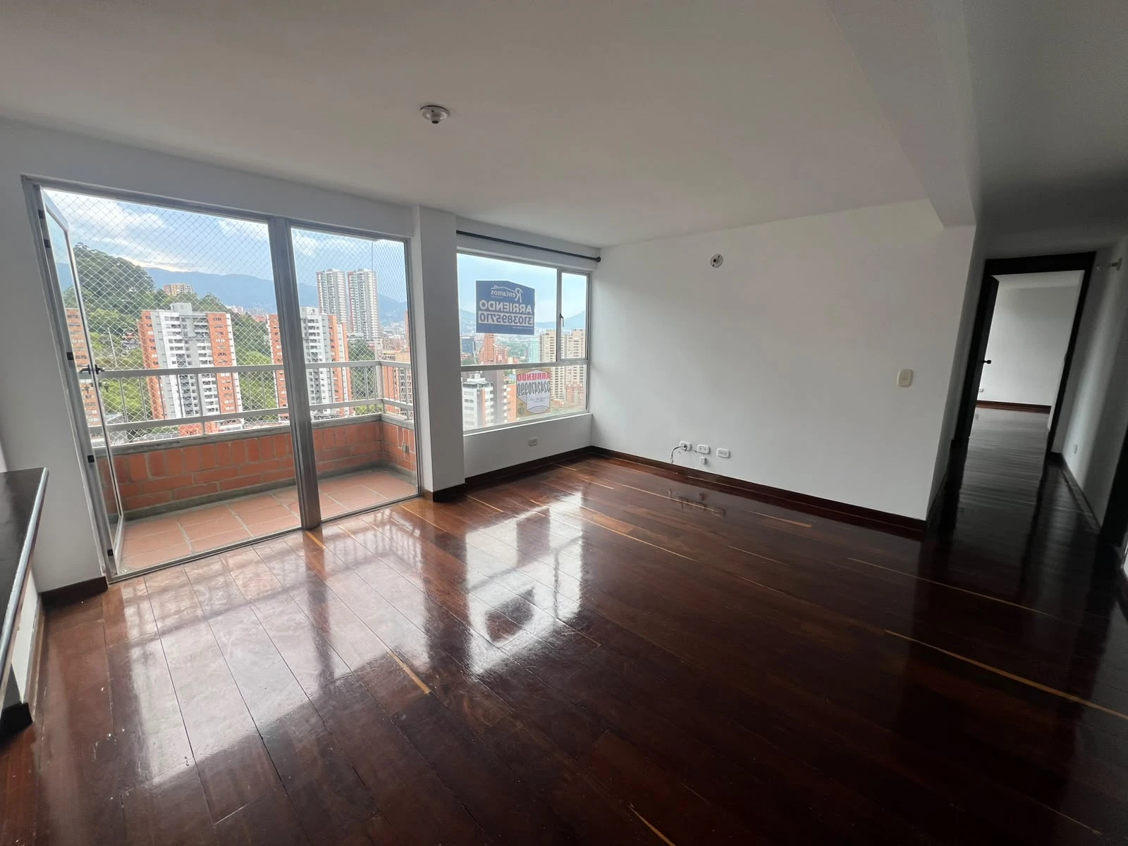 Apartamento en Arriendo Loma de San Julián Medellín