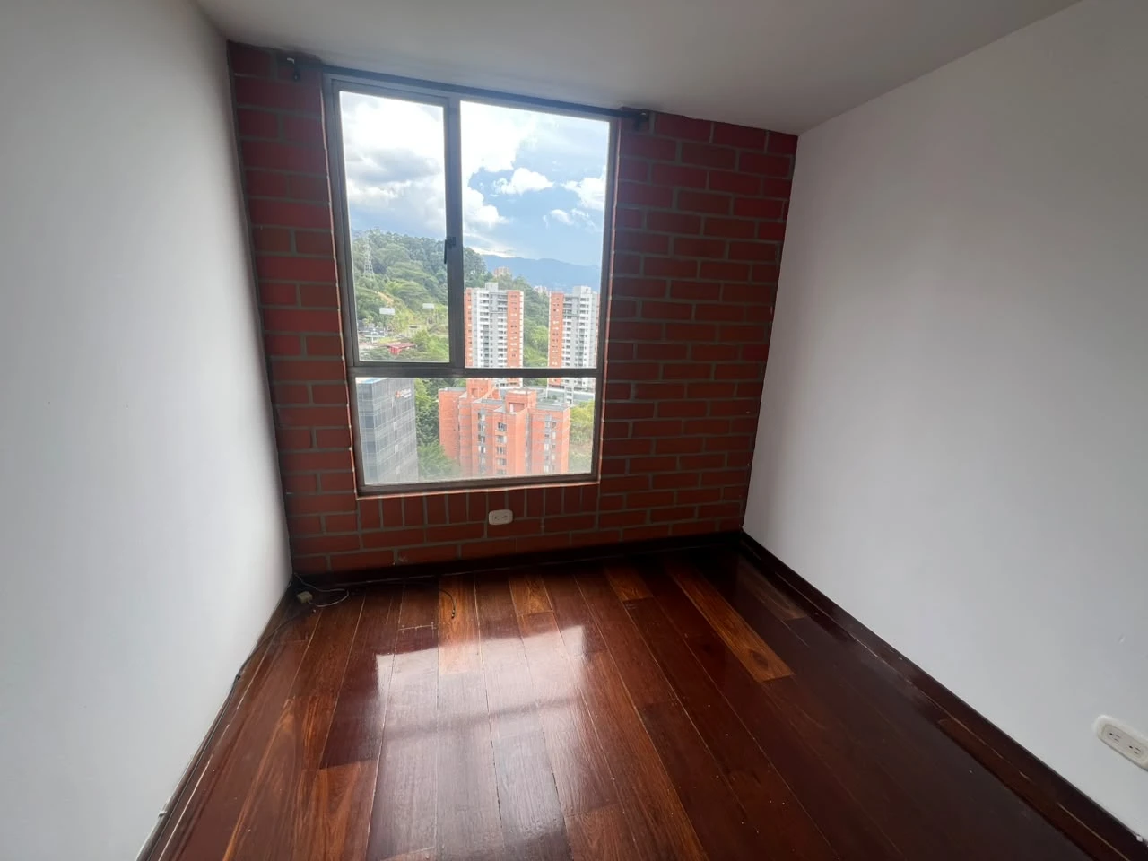 Apartamento en Arriendo Loma de San Julián Medellín
