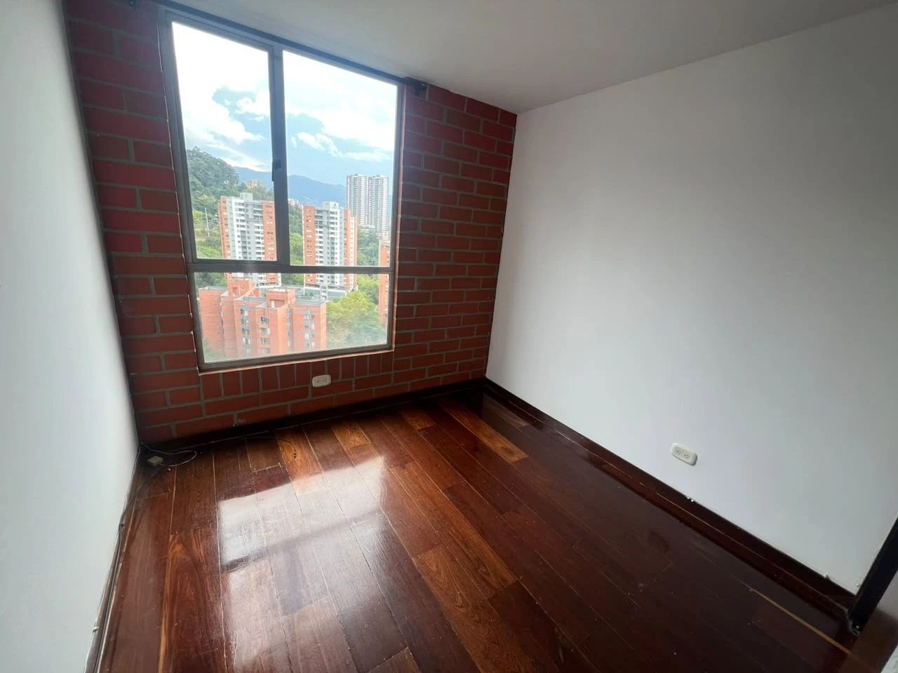 Apartamento en Arriendo Loma de San Julián Medellín